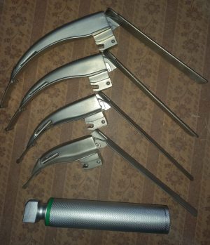 McCoy Laryngoscope set